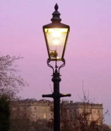 Report broken gas lamps